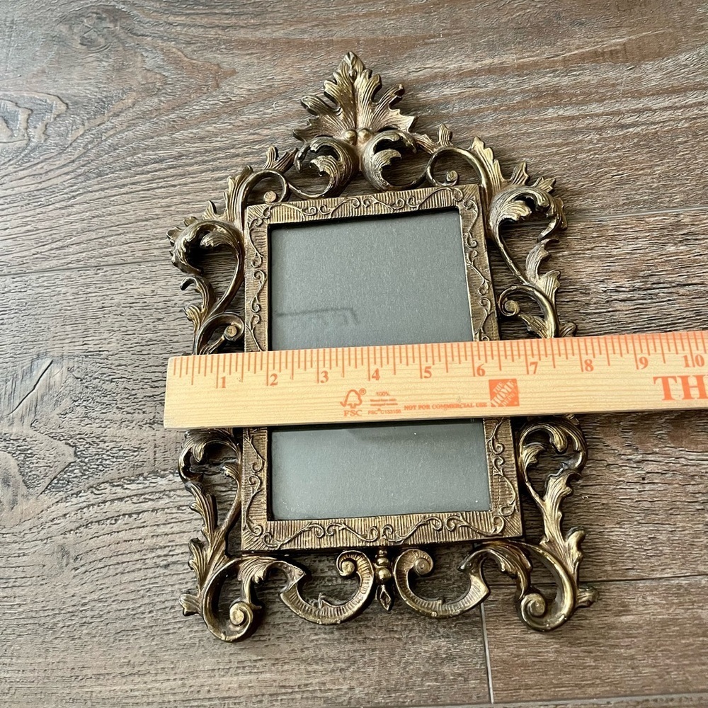Vintage Rococ Style Brass Picture Frame 8/12 Inch - Picture 4 of 11